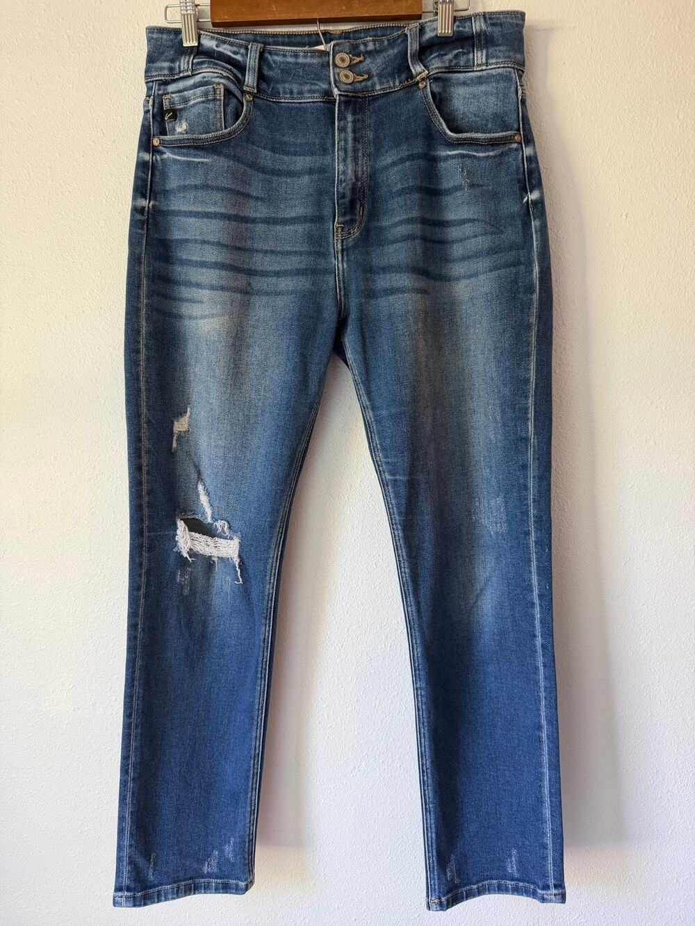 KanCan Jeans High Rise Estilo Distressed Straight Leg Jeans Size 13/30